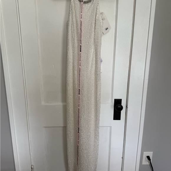 NWT Mac Duggal White Beaded Sleeveless High Neck Column Gown - Picture 4 of 7